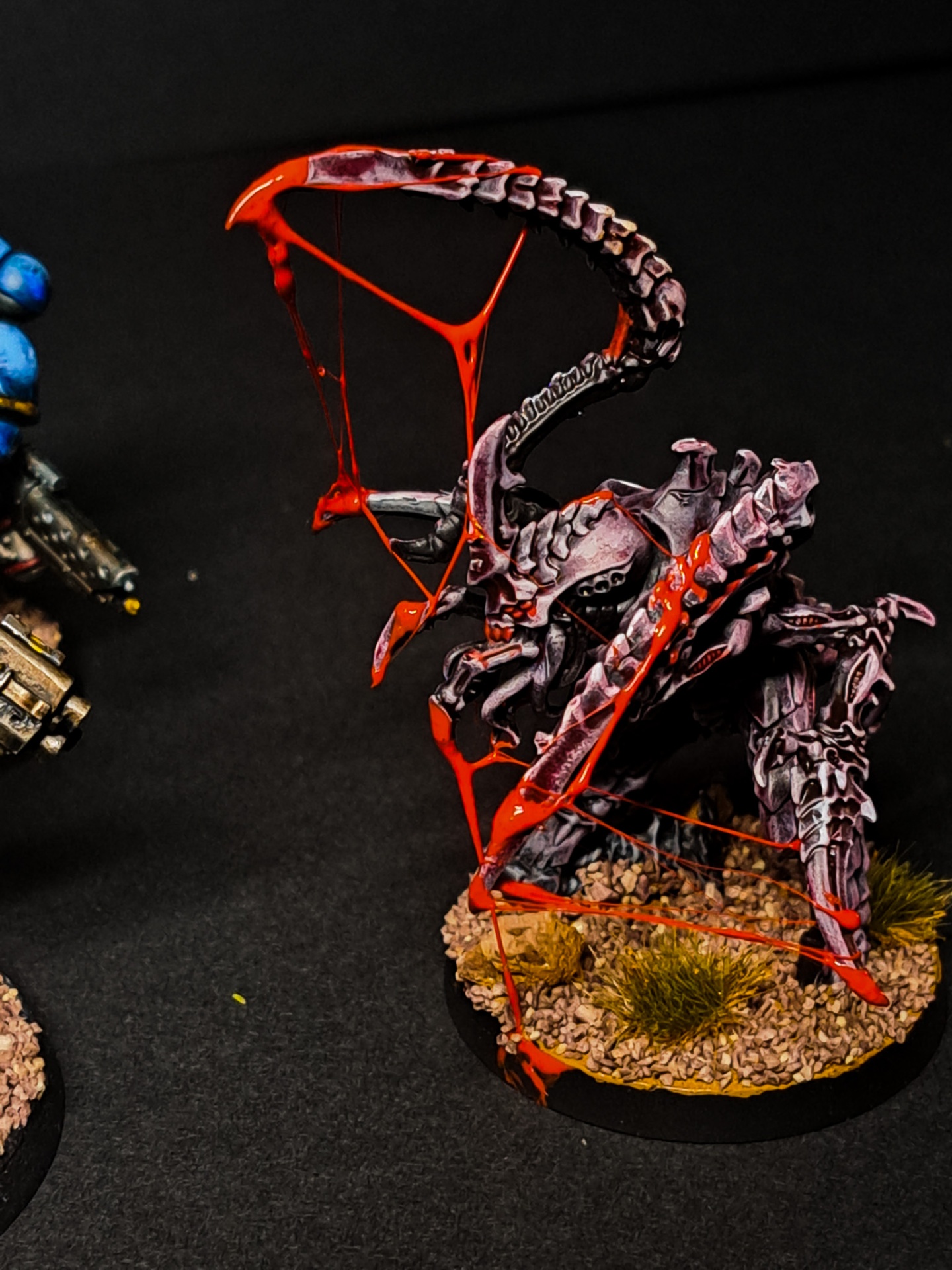 Tyranid Lictor — miniatura WARHAMMER 40K pintada por encargo por Bierzo Art Studio