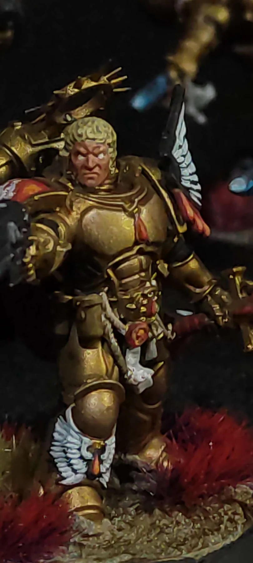 Blood Angels — Capitán dorado, retrato — miniatura WARHAMMER 40K pintada por encargo por Bierzo Art Studio