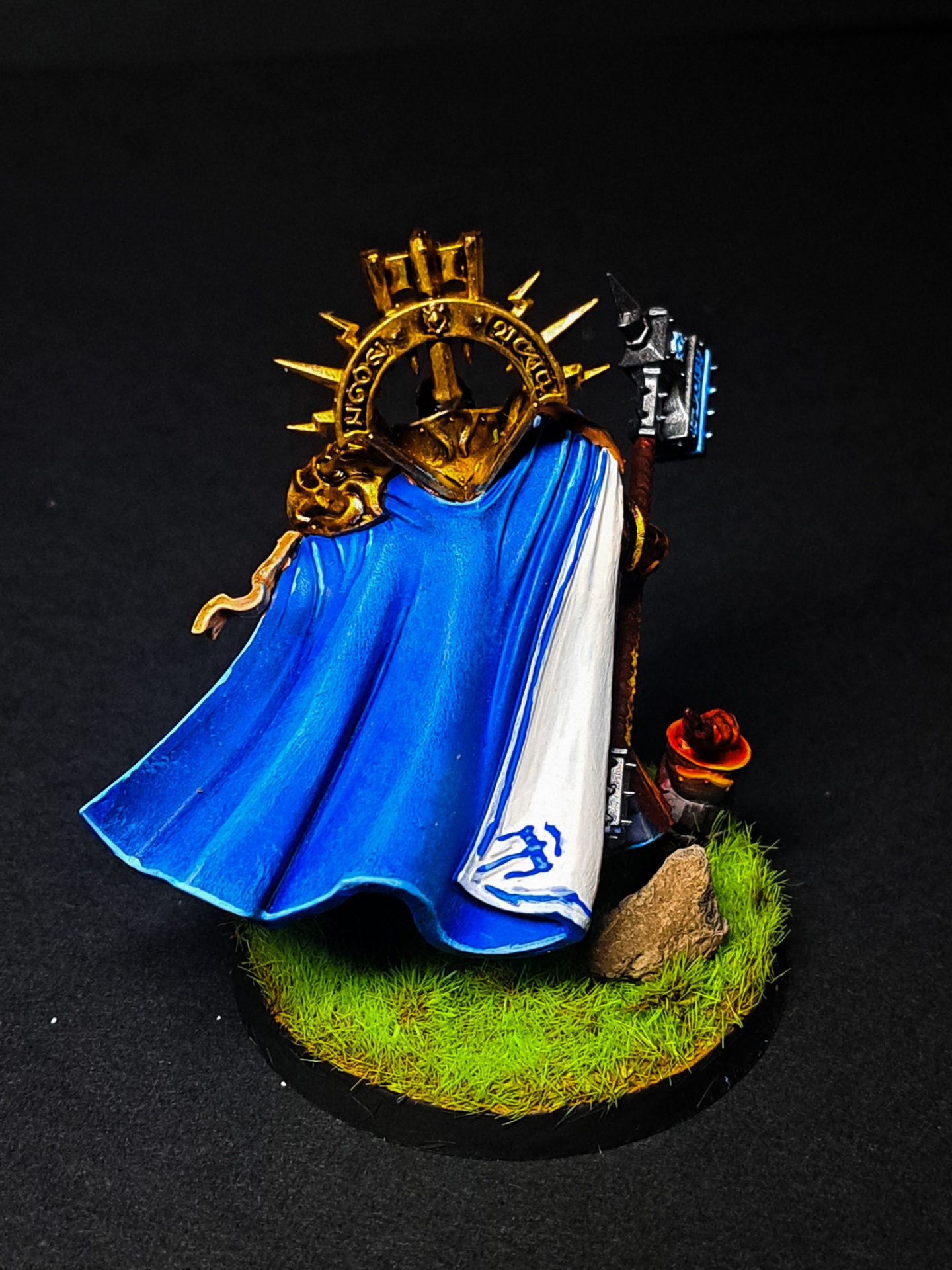 Lord-Relictor — Capa azul NMM — miniatura AGE OF SIGMAR pintada por encargo por Bierzo Art Studio