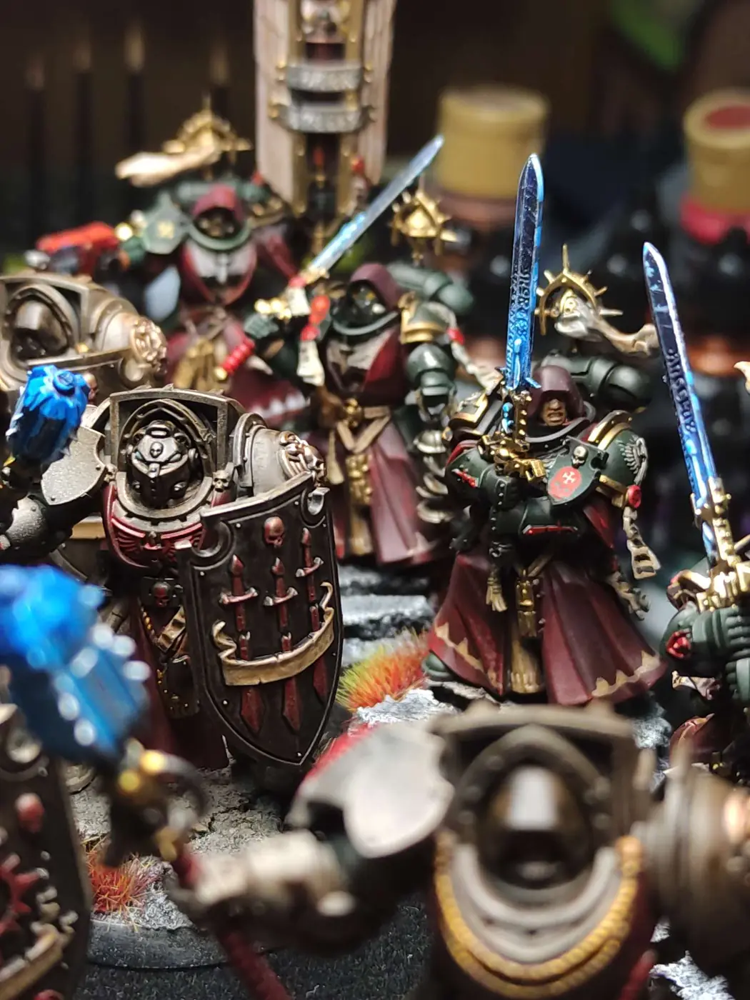 Dark Angels — Veteranos con espadas de energía — miniatura WARHAMMER 40K pintada por encargo por Bierzo Art Studio