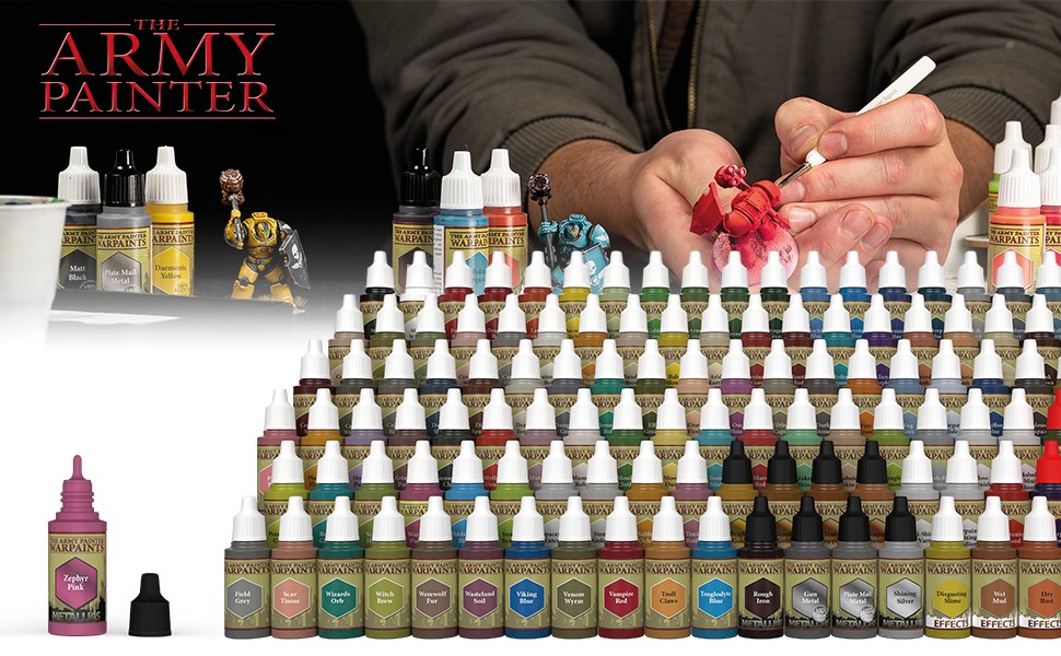 Botes de The Army Painter Warpaints Fanatic y Speedpaints junto a una miniatura en proceso