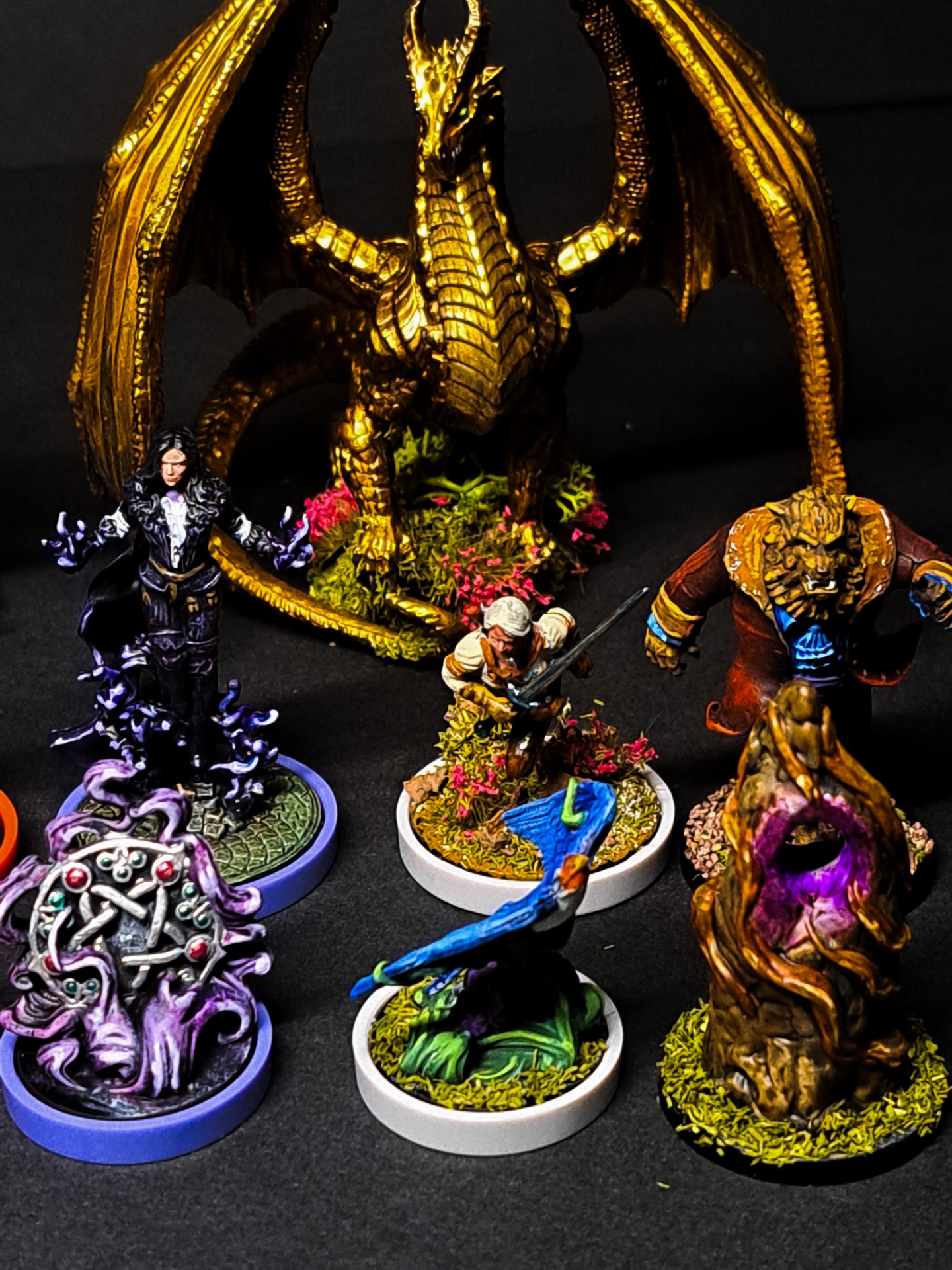 Yennefer, Ciri y bestias — The Witcher — miniatura Juegos de Mesa pintada por encargo por Bierzo Art Studio