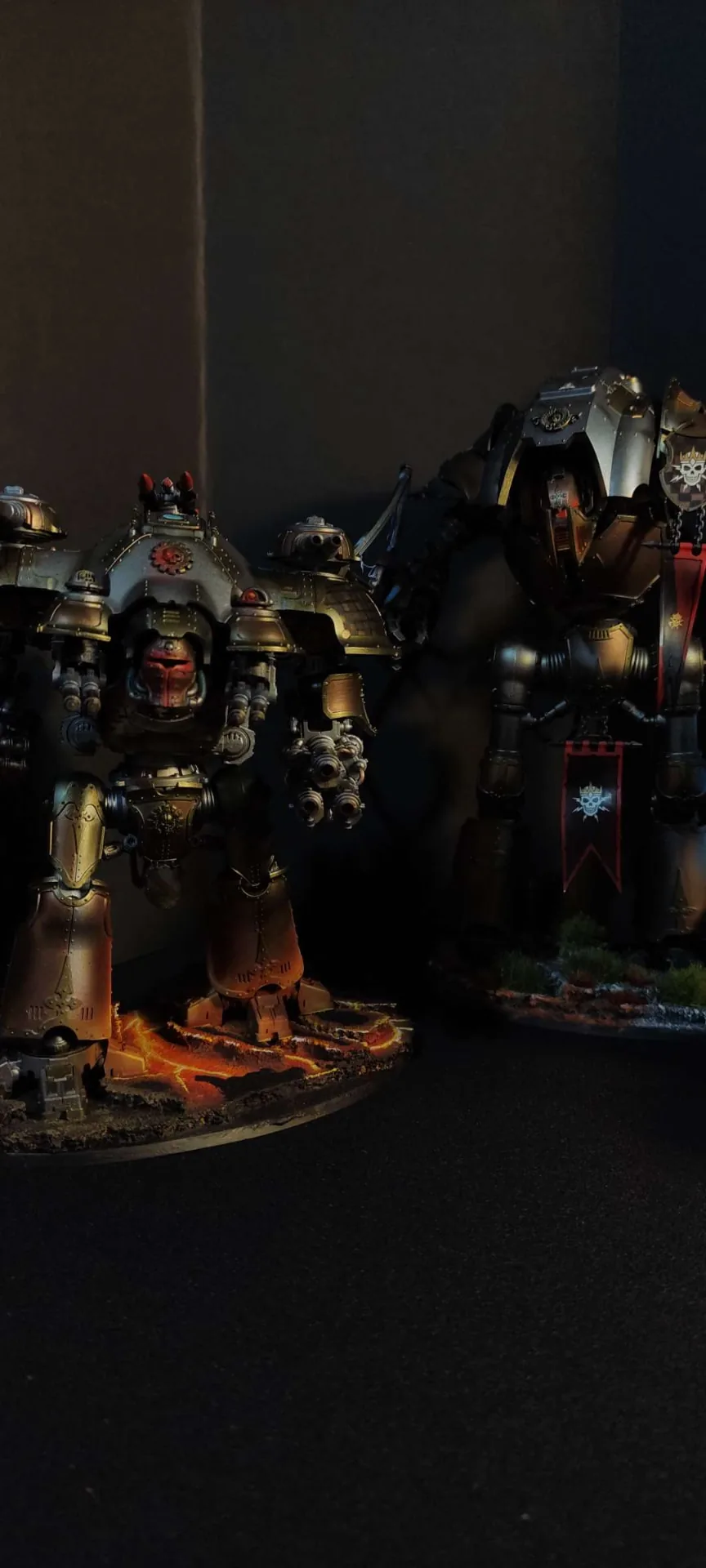 Imperial Knight Dominus — Vista frontal — miniatura WARHAMMER 40K pintada por encargo por Bierzo Art Studio